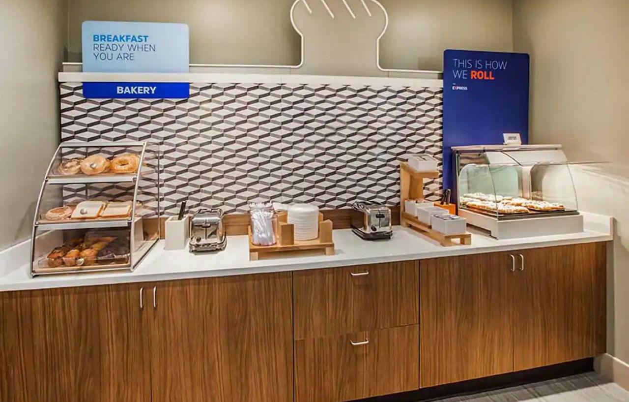 Holiday Inn Express & Suites Merced - Yosemite Natl Pk Area By Ihg Exteriör bild
