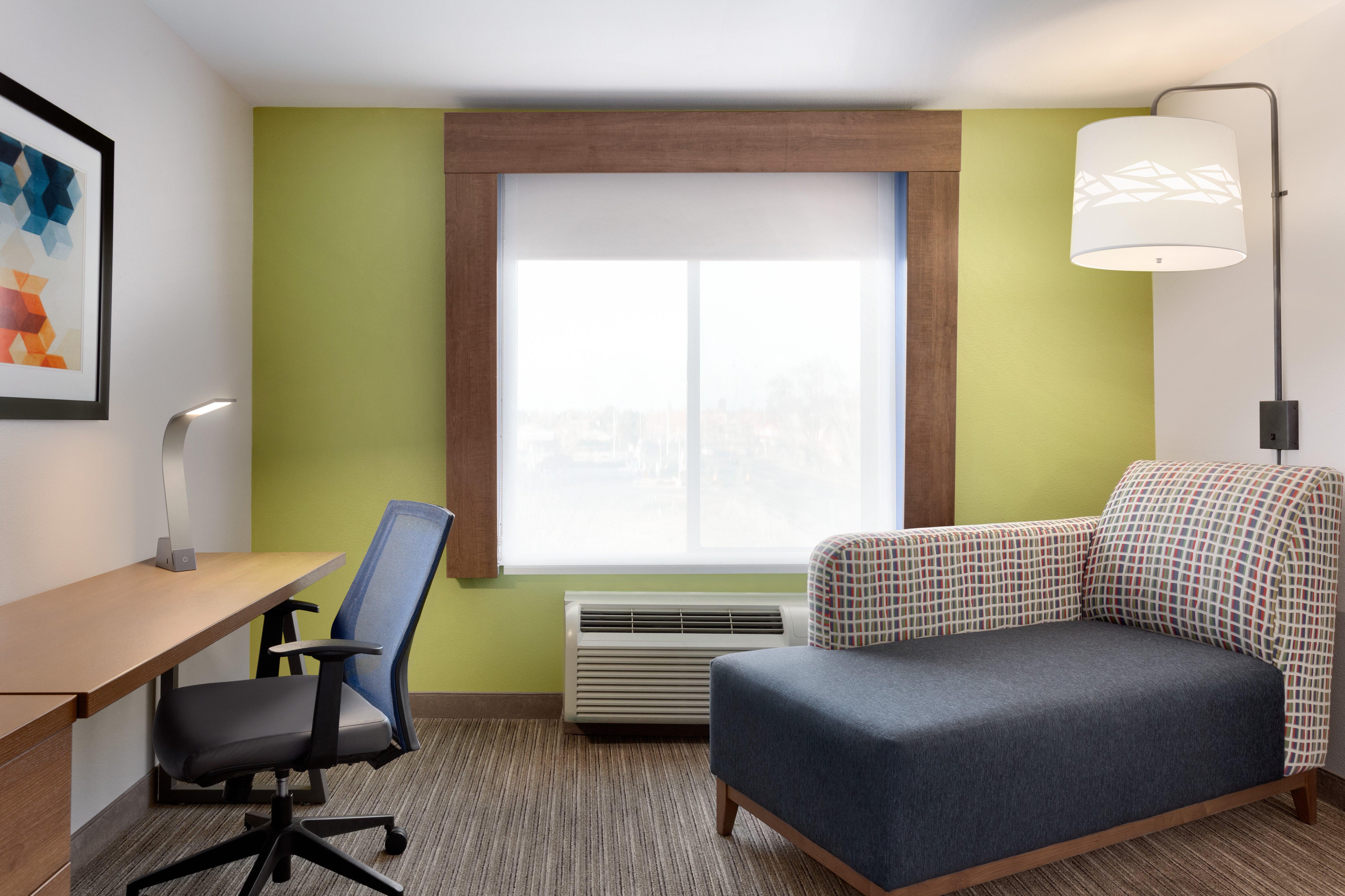 Holiday Inn Express & Suites Merced - Yosemite Natl Pk Area By Ihg Exteriör bild