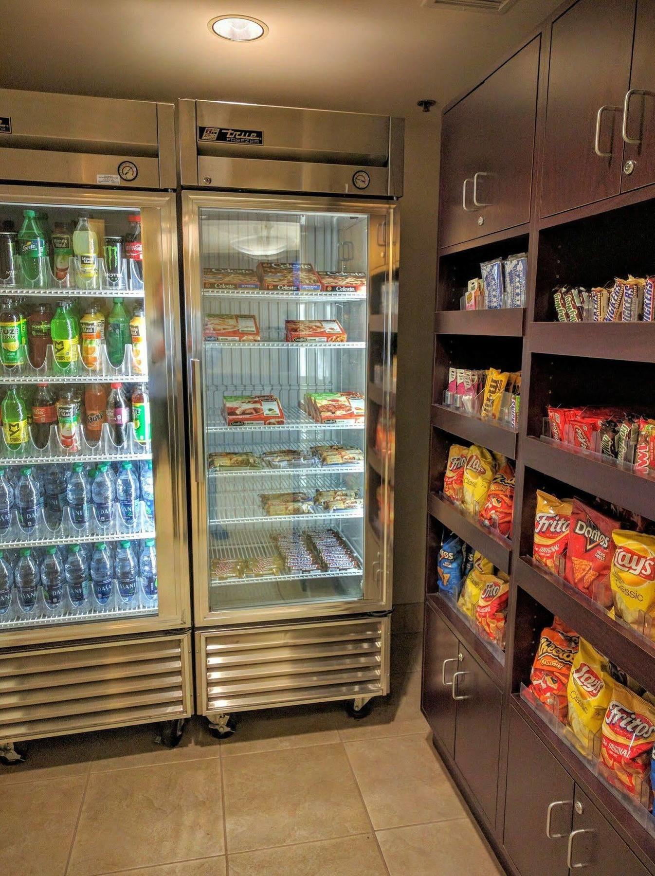 Holiday Inn Express & Suites Merced - Yosemite Natl Pk Area By Ihg Exteriör bild